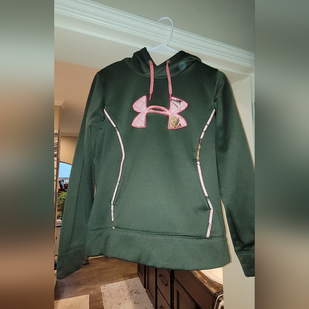 Under Armour hoodie